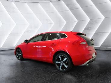 SPOTICAR Volvo V40 T2 ´´r-design´´ Parksensoren Sitzheizung Klimaauto Gebraucht - Kombi Benzin Rot - Bietigheim-bissingen - 1201289451_4