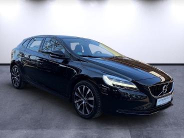 SPOTICAR Volvo V40 Momentum Gebraucht - Kombi Benzin Schwarz - Mainz - 1201324525_2