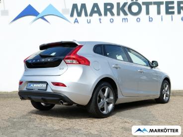 SPOTICAR Volvo V40 D3 Momentum Style Navi/led/kamera/ahk Gebraucht - Kombi Diesel Silber - Bielefeld - 1201342622_2