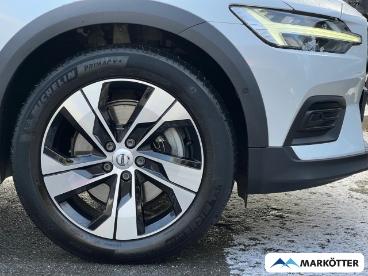 SPOTICAR Volvo V60 Plus Awd/ahk/acc/blis/pano/sh Gebraucht - Kombi Diesel  - Gütersloh - 1201221720_5