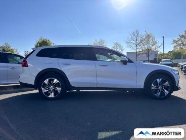SPOTICAR Volvo V60 B4 Awd Plus/ahk/acc/blis/pano Gebraucht - Kombi Diesel Weiß - Gütersloh - 1201272081_3
