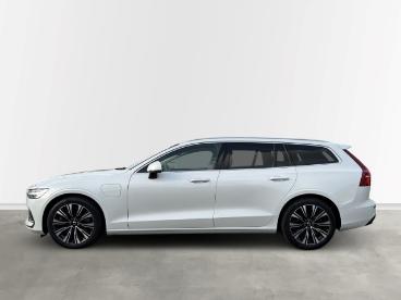 SPOTICAR Volvo V60 Plus Bright Awd T6 Recharge Panorama Schiebedach R Gebraucht - Kombi Plug-in Hybrid Weiß - Kleinostheim - 1201272509_2