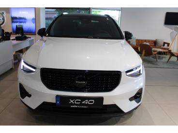 SPOTICAR Volvo Xc40 Xc 40 B4 Ultra Black Edtion Pano Pixel-led 360°kamera Gebraucht - Suv Benzin  - Bietigheim-bissingen - 1201153084_2
