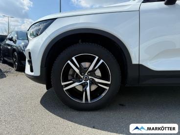SPOTICAR Volvo Xc40 Xc 40 Plus Dark Shz/lhz/cam/h&k/dab/pdc/led Gebraucht - Suv Benzin Weiß - Gütersloh - 1201272070_5