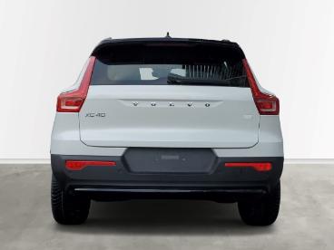 SPOTICAR Volvo Xc40 Xc 40 Pure Electric Recharge Single Motor Extended Range Gebraucht - Suv Elektro Weiß - Kleinostheim - 1201272760_4