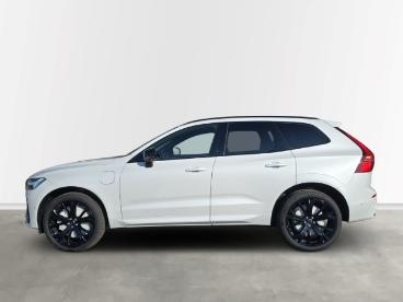 SPOTICAR Volvo Xc60 T8 Awd Plug-in Hybrid Plus Black Edition 360 Grad Gebraucht - Suv Plug-in Hybrid Weiß - Kleinostheim - 1201272534_2