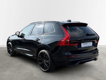 SPOTICAR Volvo Xc60 Plus Black Edition B5 Awd 360° Ruckfahrk. Ahk Schw Gebraucht - Suv Benzin Schwarz - Kleinostheim - 1201272768_3