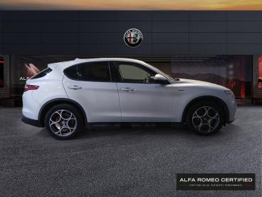 SPOTICAR Alfa Romeo Stelvio 2.2 Diesel 140kw (190cv)  Q4 Sprint+ Ocasion - Suv Diésel Blanc - Madrid - 1202109509_4