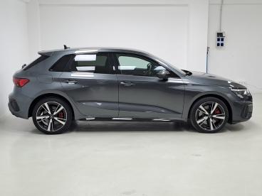 SPOTICAR Audi A3 Sportback Black 45 Tfsi E Comp S Tronic Black Line Ocasion - Berlina Híbrido Negro - Vigo - 1202139272_4