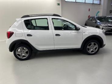 SPOTICAR Dacia Sandero Tce 66kw (90cv) - Ss Stepway Essential Ocasion - Urbano Gasolina Blanco - Sevilla - 1202107752_4