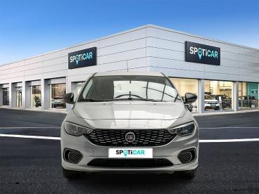 SPOTICAR Fiat Tipo 5p 1.3 70kw Multijet Ii Pop Business Ocasion - Berlina Diésel Gris - Sant Boi De Llobregat - 1202076097_2