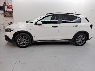 SPOTICAR Fiat Tipo 1.0 74kw (100cv) Cross Ocasion - Berlina Gasolina Blanco - Sevilla - 1202122522_4