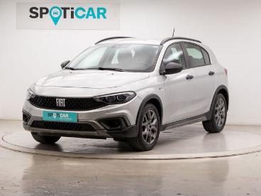 SPOTICAR Fiat Tipo 1.0 City Cross 101 5p Ocasion -  Gasolina Metallic - Barcelona - 1202125463_1