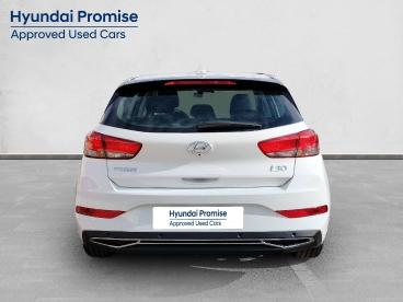 SPOTICAR Hyundai I30 1.5 Dpi Klass Slx Ocasion - Berlina Gasolina Blanco - Sevilla - 1202109178_5