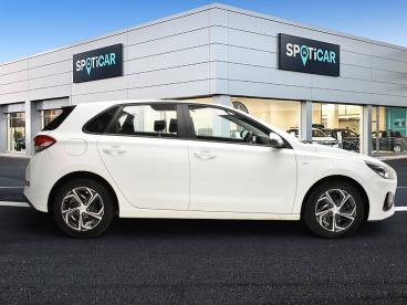 SPOTICAR Hyundai I30 1.0 Tgdi 48v Klass Ocasion - Berlina Gasolina Blanco - Sant Boi De Llobregat - 1202122094_4