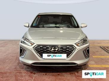 SPOTICAR Hyundai Ioniq 1.6 Gdi Hev Klass Dct 104 Kw (141 Cv) Ocasion - Berlina Híbrido Metallic - Fornells De La Selva - 1202126489_2