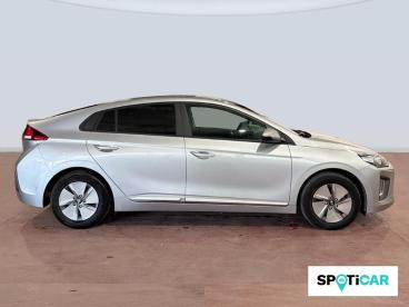 SPOTICAR Hyundai Ioniq 1.6 Gdi Hev Klass Dct 104 Kw (141 Cv) Ocasion - Berlina Híbrido Metallic - Fornells De La Selva - 1202126489_4