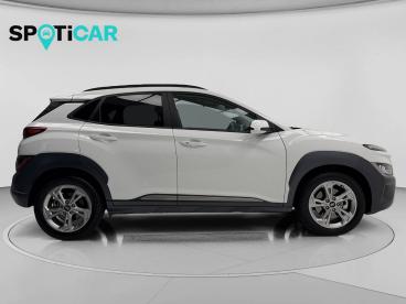SPOTICAR Hyundai Kona 1.0 Tgdi  4x2 Tecno Ocasion - Suv Gasolina Blanco - Sant Boi De Llobregat - 1202127628_4