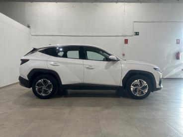 SPOTICAR Hyundai Tucson 1.6t 118kw (160cv) Klass Ocasion - Suv Gasolina Blanco - Granada - 1202112048_4
