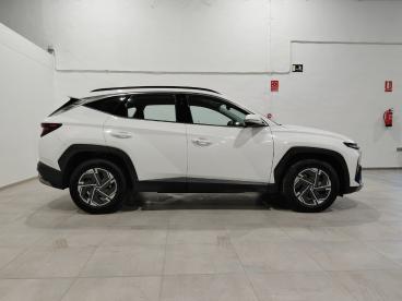 SPOTICAR Hyundai Tucson 1.6t 118kw (160cv) Maxx Ocasion - Suv Gasolina Blanco - Granada - 1202120426_4