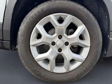SPOTICAR Jeep Avenger 1.2 G 100cv Altitude Ocasion - Suv Gasolina Gris - Cuntis - 1202128704_5