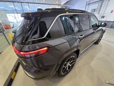 SPOTICAR Jeep Grand Cherokee 4xe 2.0 Phev Summit Reserve Ocasion - Suv Híbrido Gris - Badajoz - 1202129802_4