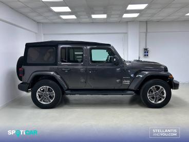 SPOTICAR Jeep Wrangler 4p 2.0t Gme  8atx E6d Sahara Ocasion - Suv Gasolina Negro - Vigo - 1202126524_4