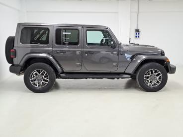 SPOTICAR Jeep Wrangler 4p 2.0 380cv  8atx E6d 80 Aniversario Ocasion - Suv Híbrido Negro - Vigo - 1202132045_4