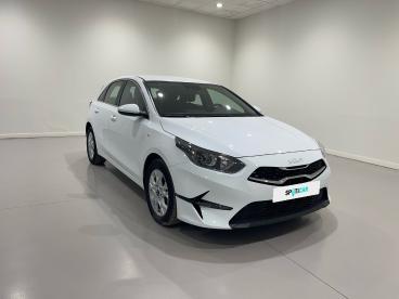 SPOTICAR Kia Ceed Cee-d 1.6 Mhev Imt 100kw (136cv) Drive Ocasion - Berlina Diésel Blanco - Almería - 1202109410_3