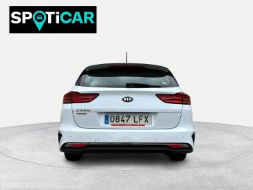SPOTICAR Kia Ceed Cee-d Tourer 1.6 Crdi 85kw (115cv) Concept Ocasion - Familiar Diésel Blanco - Los Barrios - 1202113350_5