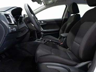 SPOTICAR Kia Ceed Cee-d 1.0 T-gdi 74kw (100cv) Concept Ocasion - Berlina Gasolina Blanco - Zaragoza - 1202120606_2