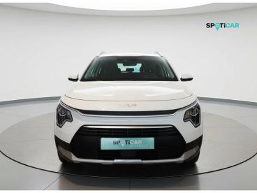 SPOTICAR Kia Niro 1.6 Gdi Hev 95kw (129cv) Concept Ocasion - Suv Híbrido Blanco - Badalona - 1202118228_2