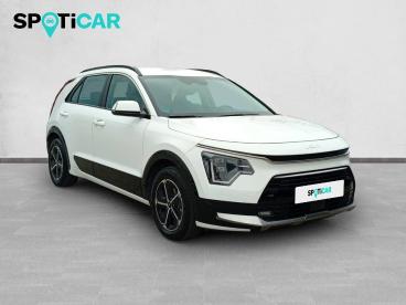 SPOTICAR Kia Niro 1.6 Gdi Hev 104kw (141cv) Drive Ocasion - Suv Híbrido Blanco - Sant Fruitós De Bages - 1202131172_3