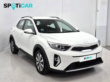 SPOTICAR Kia Stonic 1.0 T-gdi 74kw (100cv) Mhev Mt Drive Ocasion - Suv Gasolina Blanco - Sant Fruitós De Bages - 1202126845_3