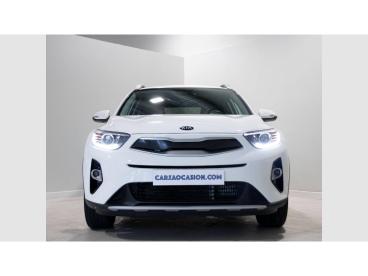 SPOTICAR Kia Stonic 1.0 T-gdi 88kw (120cv)  Eco-dynam Drive Ocasion - Suv Gasolina Blanco - Oiartzun - 1202130622_2