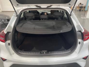 SPOTICAR Kia Xceed 1.0 T-gdi  88kw (120cv) Drive Ocasion - Suv Gasolina Blanco - Sevilla - 1202109038_3