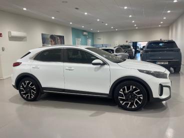 SPOTICAR Kia Xceed 1.0 T-gdi  74kw (100cv) Tech Ocasion - Suv Gasolina Blanco - Huércal De Almería - 1202125968_4