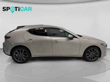 SPOTICAR Mazda 3 2.0 E-skyactiv-g 90kw Exclusive-line Ocasion - Berlina Gasolina Beige - Sant Boi De Llobregat - 1202123867_4