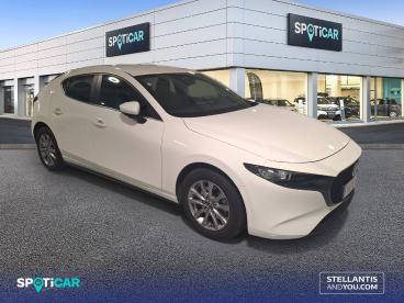 SPOTICAR Mazda 3 2.5l E-sky G Mhev 103kw 6at Prime-line Ocasion - Berlina Gasolina Blanco - Madrid - 1202130290_3