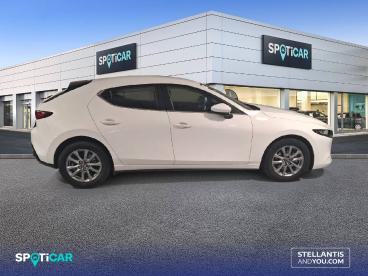 SPOTICAR Mazda 3 2.5l E-sky G Mhev 103kw 6at Prime-line Ocasion - Berlina Gasolina Blanco - Madrid - 1202130290_4