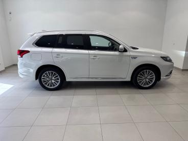 SPOTICAR Mitsubishi Outlander 2.4 Phev  Auto 4wd Kaiteki+ Ocasion - Suv Híbrido Enchufable Blanco - Granada - 1202126396_4