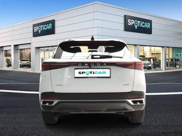 SPOTICAR Omoda C5 Hev  1.5 Tgdi 165kw (224cv) Premium Ocasion - Suv Híbrido Blanco - Sant Boi De Llobregat - 1202124187_5