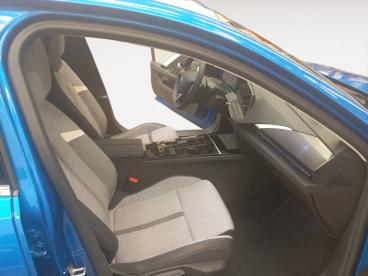 SPOTICAR Opel Astra 1.6t Hybrid 132kw (180cv)  Auto Elegance Ocasion - Berlina Híbrido Enchufable Azul - La CoruÑa - 1202123388_5
