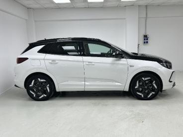 SPOTICAR Opel Grandland 1.6 Turbo Phev  Auto 221kw/300cv Gse Ocasion - Suv Híbrido Enchufable Blanco - Vigo - 1202119000_4