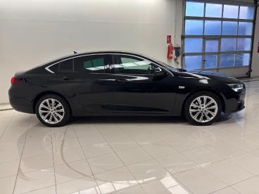 SPOTICAR Opel Insignia Gs  1.5d Dvh 90kw (122cv) At8 Gs Line Ocasion - Berlina Diésel Negro - Ourense - 1202117846_4