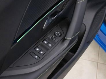 SPOTICAR Peugeot 2008 Bluehdi 130 S&s Eat8 Gt Ocasion - Suv Diésel Azul - Zaragoza - 1202112361_2