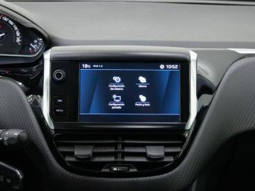 SPOTICAR Peugeot 208 5p  1.2l Puretech 60kw (82cv) Allure Ocasion - Urbano Gasolina Rojo - Zaragoza - 1202115076_5