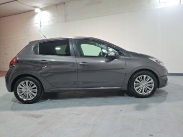 SPOTICAR Peugeot 208 5p  1.2l Puretech 60kw (82cv) Signature Ocasion - Urbano Gasolina Gris - Sant Feliu De Llobregat - 1202119321_4