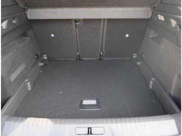 SPOTICAR Peugeot 3008 Electrico 157kw Allure Ocasion - Suv Eléctrico Blanco Okenite - Badalona - 1202110609_5