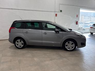 SPOTICAR Peugeot 5008 1.2 Puretech 130 S&s Allure Ocasion - Suv Gasolina Gris - Granada - 1202113347_4